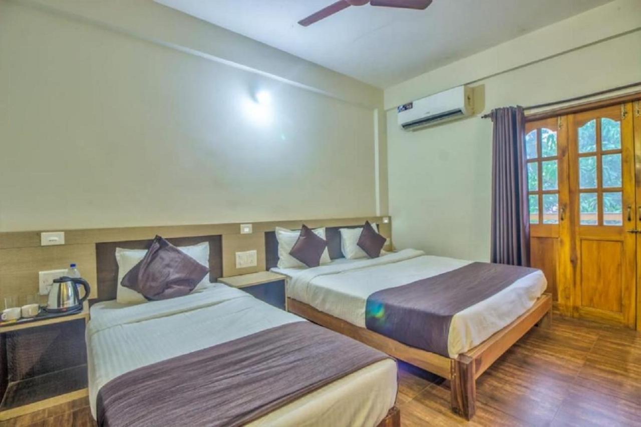 Отель Baga Beach Paradise Экстерьер фото